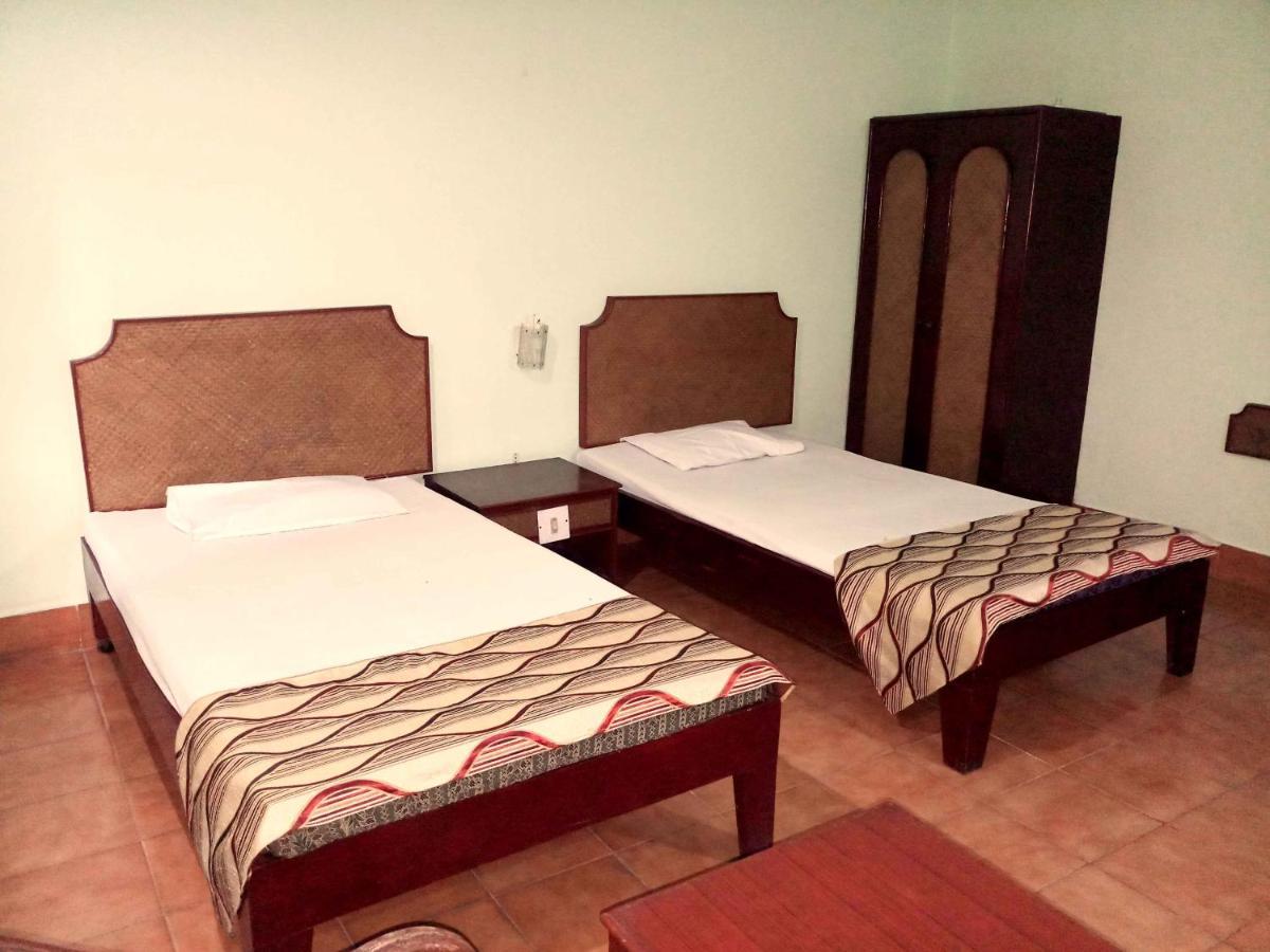 Hotel Indsurya Dibrugarh Zewnętrze zdjęcie