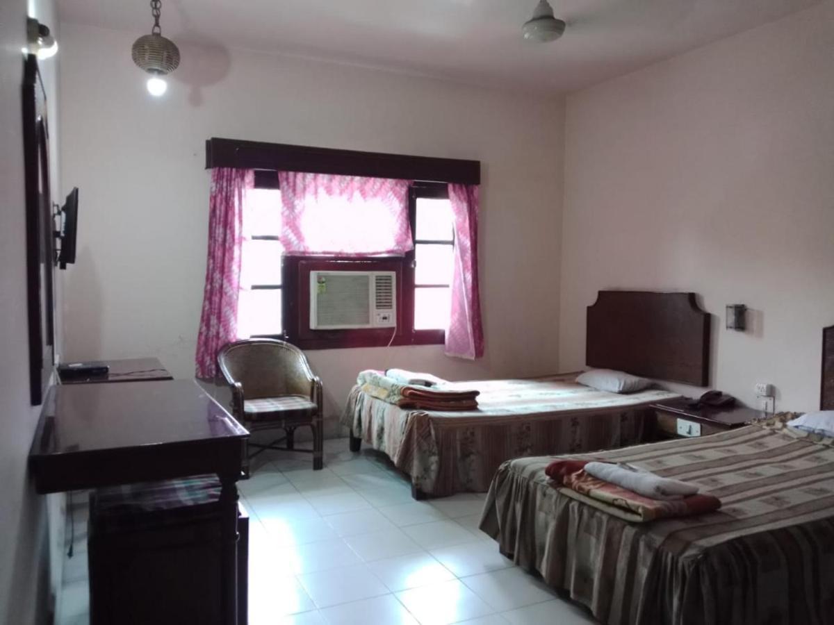 Hotel Indsurya Dibrugarh Zewnętrze zdjęcie