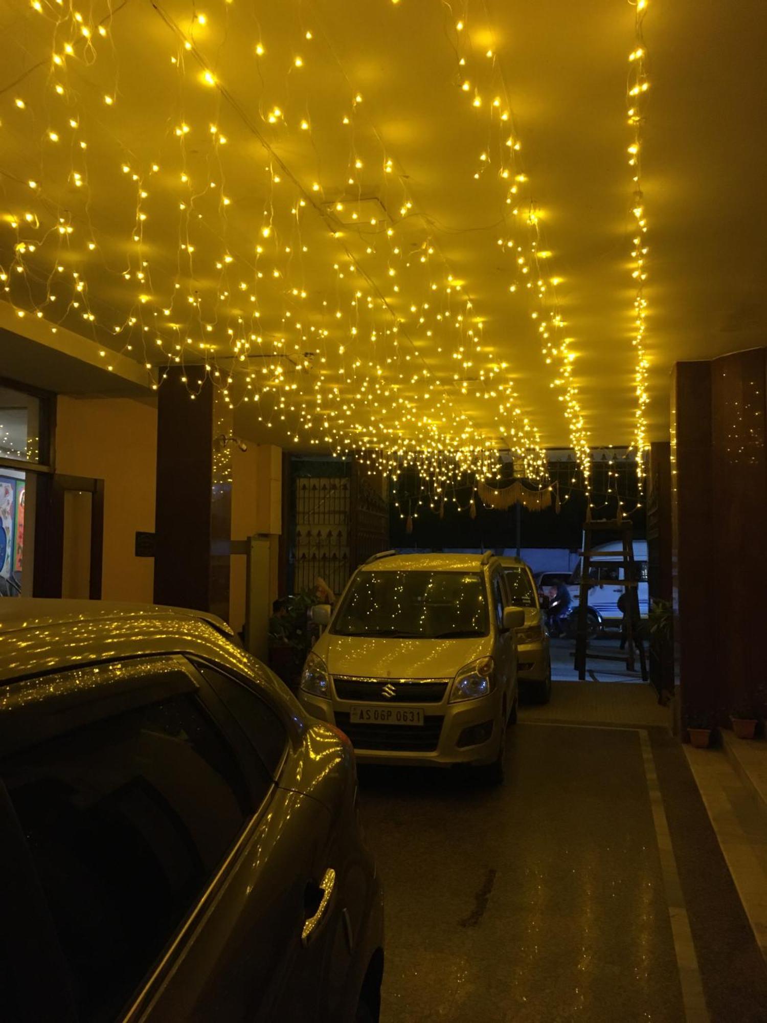 Hotel Indsurya Dibrugarh Zewnętrze zdjęcie