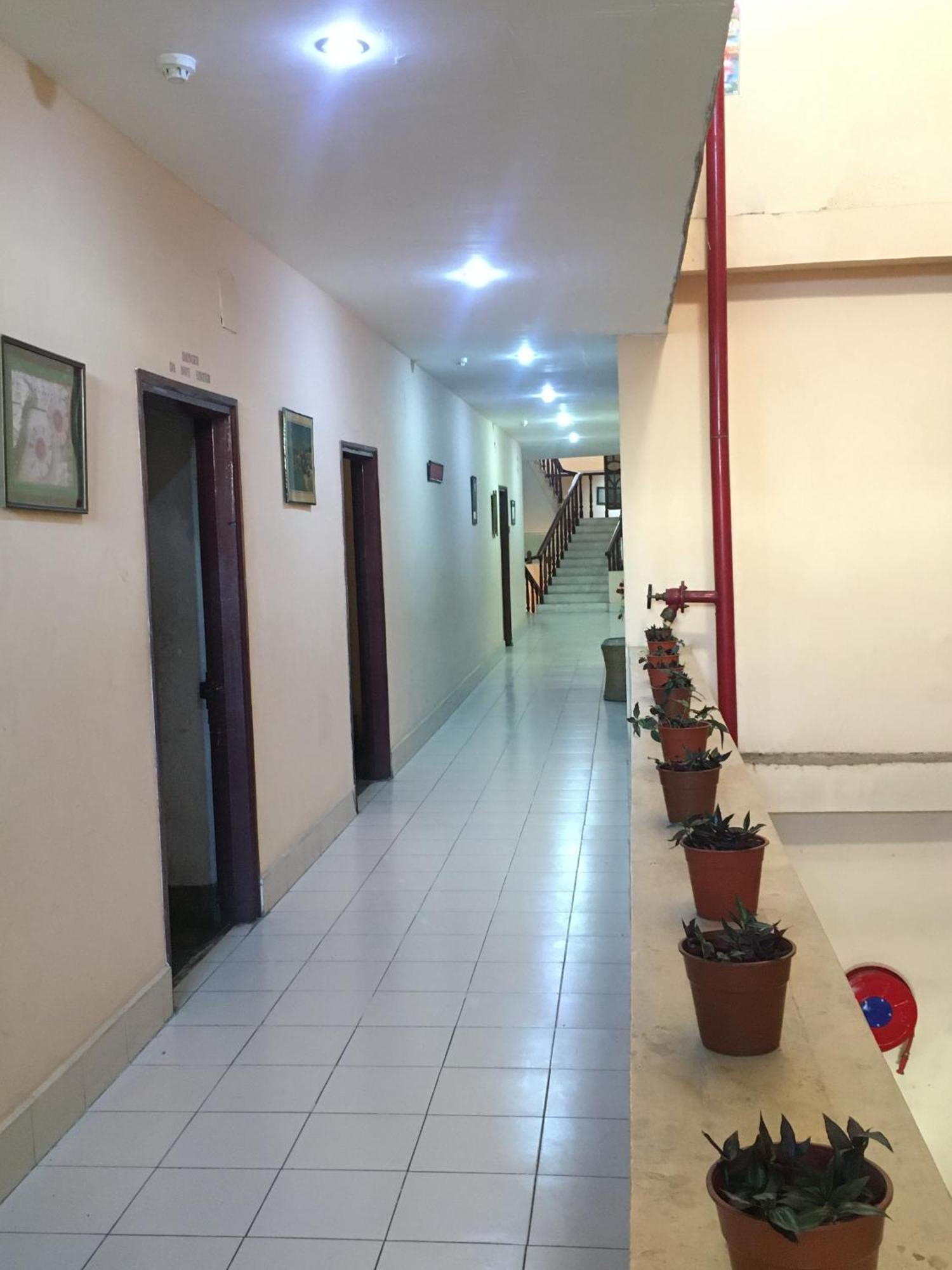 Hotel Indsurya Dibrugarh Zewnętrze zdjęcie