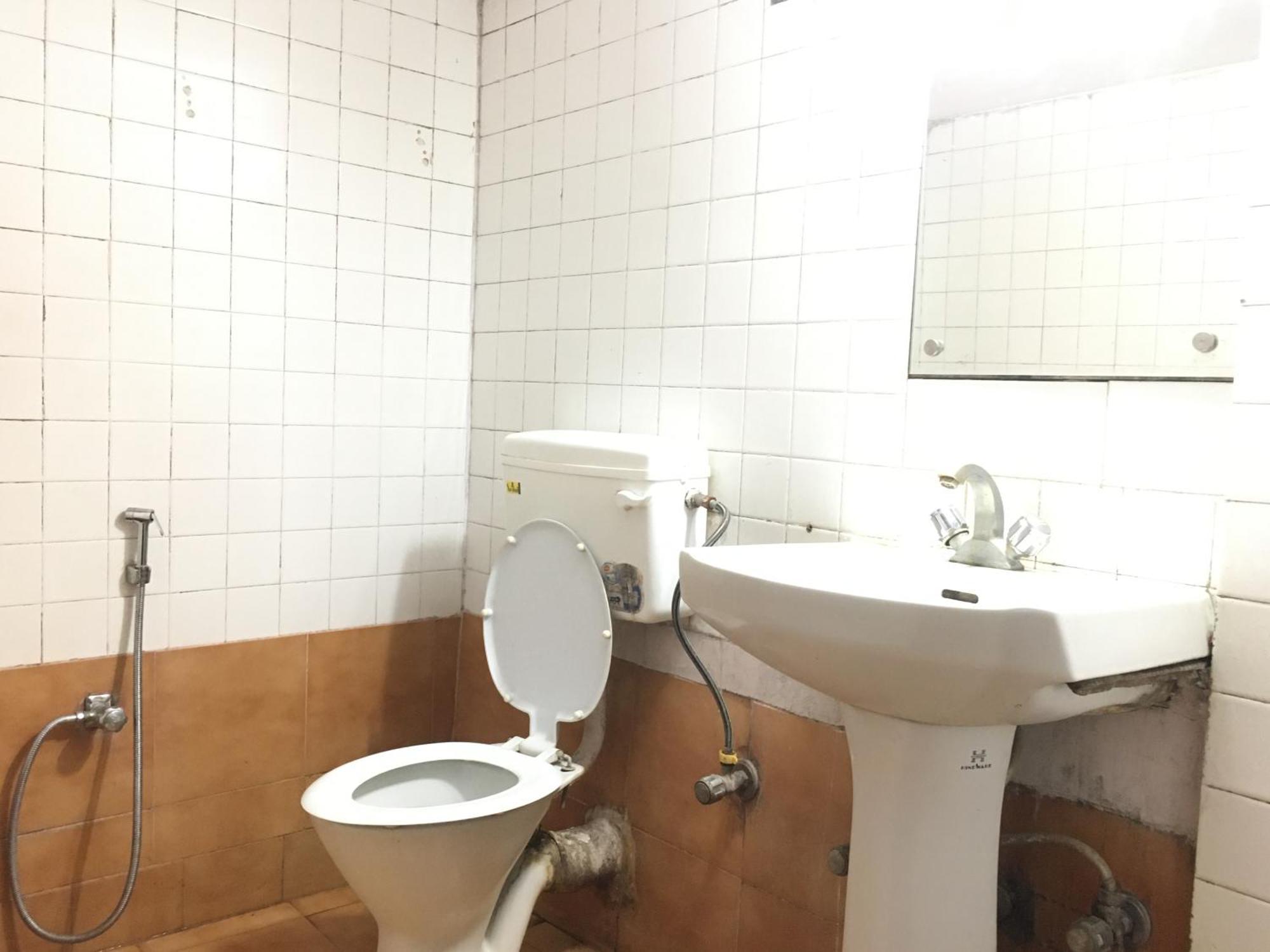 Hotel Indsurya Dibrugarh Zewnętrze zdjęcie